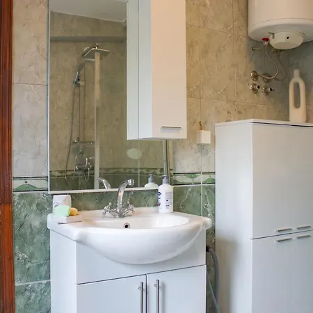 Zajazd Pink Hudini *